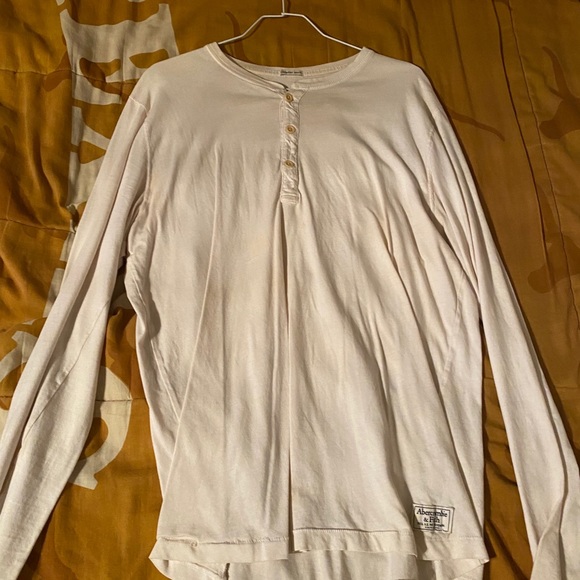 Abercrombie & Fitch Long Sleeve Tee